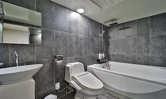 Anyang ILLOWA Hotel
