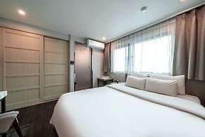 Anyang ILLOWA Hotel