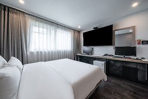 Anyang ILLOWA Hotel