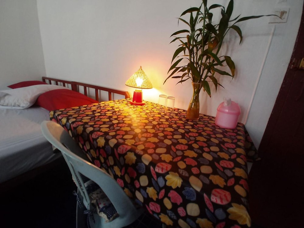 Prasuri Guest House
