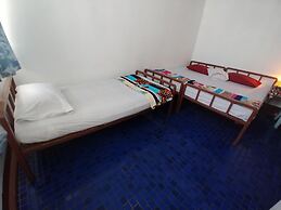 Prasuri Guest House
