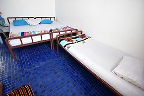 Prasuri Guest House
