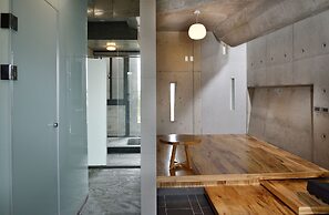 FaHaus