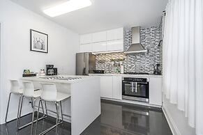 Kensington Suites