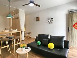 iBook 5 - Scandinavian Suites Room