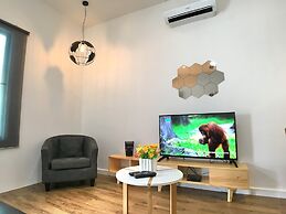 iBook 5 - Scandinavian Suites Room