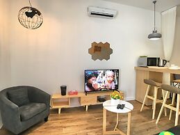 iBook 5 - Scandinavian Suites Room