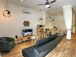 iBook 5 - Scandinavian Suites Room