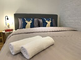 iBook 5 - Scandinavian Suites Room