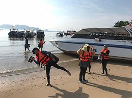 Room 9 Hometel