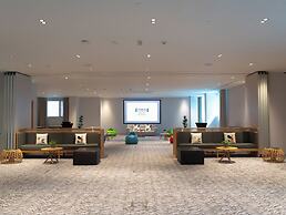 Staybridge Suites Dubai Internet City by IHG