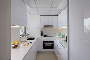 Staybridge Suites Dubai Internet City by IHG