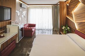 Upper Rooms