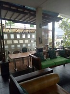 Kembang Guest House