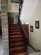 Kembang Guest House