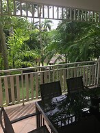 Cairns Golf Course Apartment