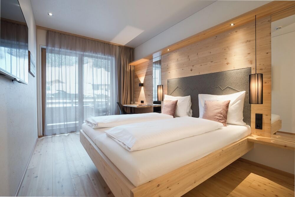 Tirol Lodge
