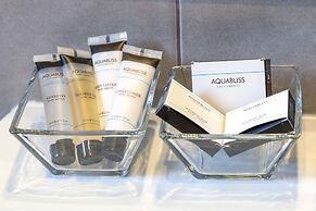 Loumage S Suites and Spa