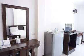 Sri Chumphon Hotel