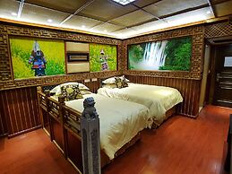 Yangshuo Li River Gallery Lodge