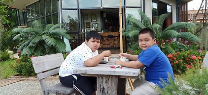 Heuan Na Khee