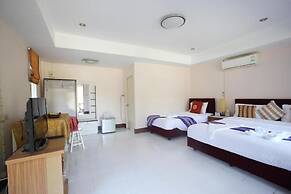 Phuchomjan Resort