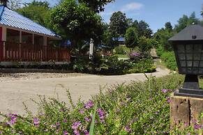 Phuchomjan Resort