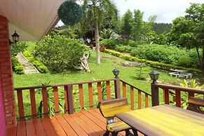 Phuchomjan Resort