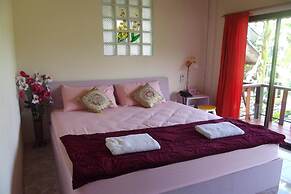 Phuchomjan Resort