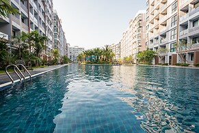 Dusit Grand Park by GrandisVillas