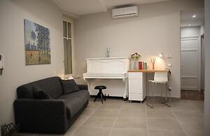 Mantegna Rooms