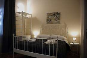 Mantegna Rooms