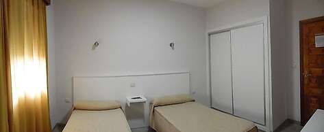 Hostal Arias