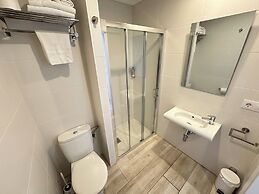 AGI Gloria Rooms