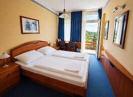 Világos Hotel Balatonvilágos