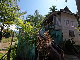 Baanmai Kon Muang