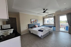 Surf & Sand Resort