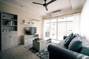 Surf & Sand Resort