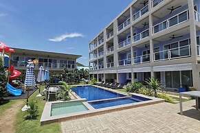 Surf & Sand Resort