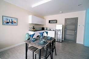 Surf & Sand Resort