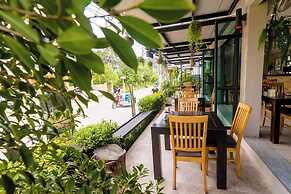Surf & Sand Resort