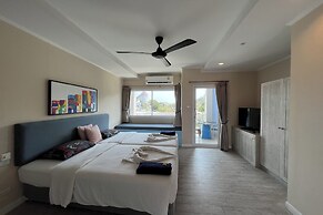 Surf & Sand Resort