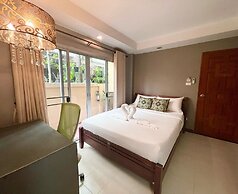 Hub53 Coworking & Coliving Space