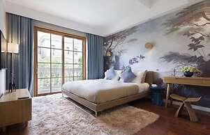 Jheim Court Villa