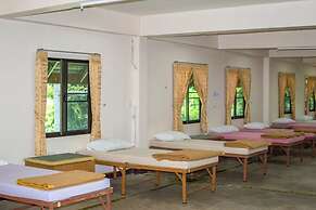 Pai Backpackers Paradise - Adults Only