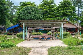 Pai Backpackers Paradise - Adults Only