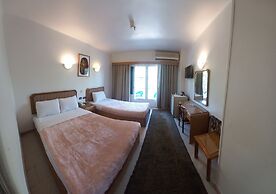 New Pola hotel