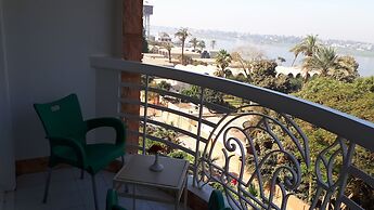 New Pola hotel