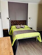 Pove 2.4 Hotel