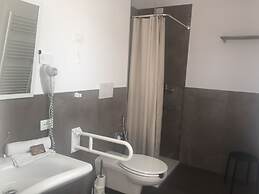Pove 2.4 Hotel